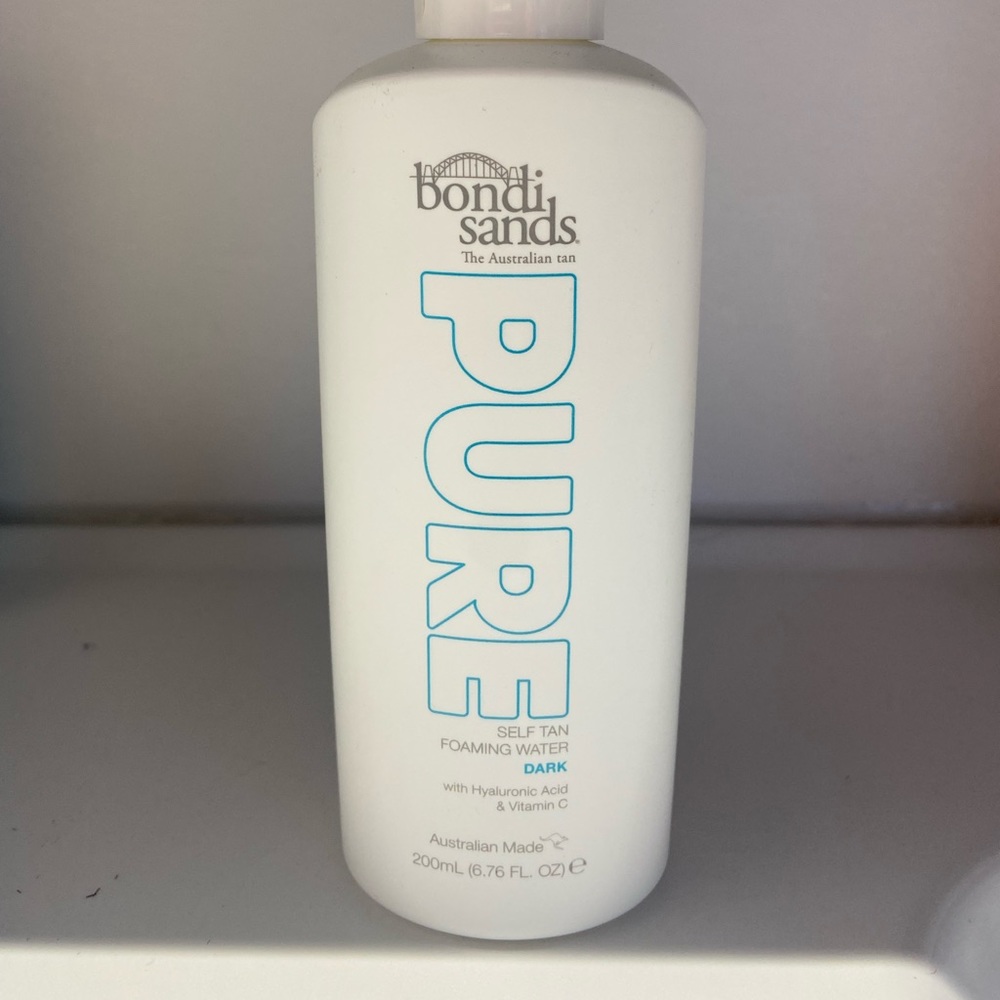 Bondi Sands self tanning foam. Dark. Sealed.